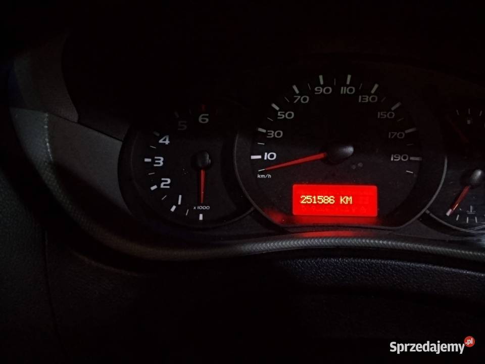 Master VIP 9 osobowy Smart TV Webasto Gniazda Ćmielów