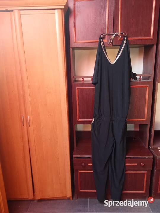Sprzedam nowy damski elegancki kąbinezon
