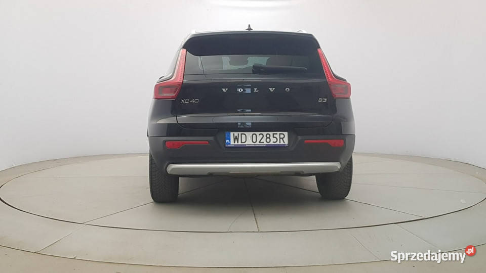 Volvo XC 40 B3 Core Z Polskiego Salonu Faktura asystent pasa ruchu Warszawa sprzedam