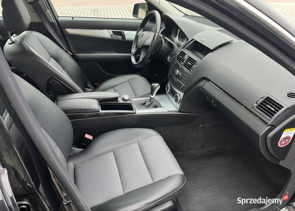 Mercedes Cklasa C180 Kompresor Rok produkcji 2008 Stalowa Wola
