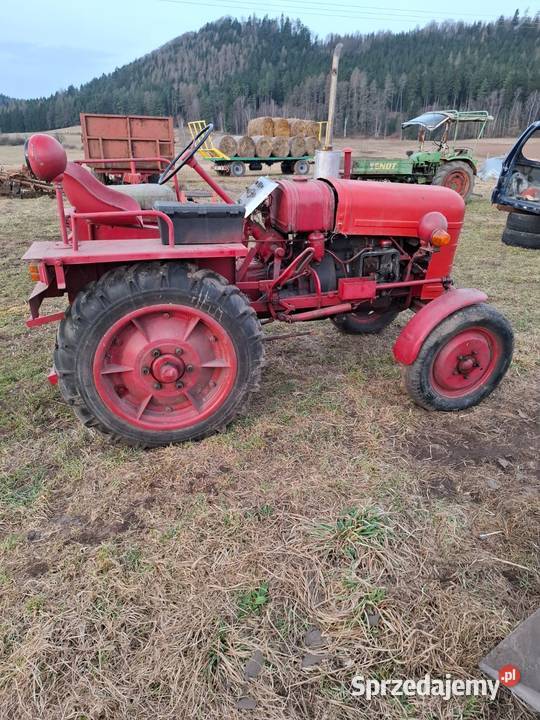 Ciągnik rolniczy FAHR Mieroszów