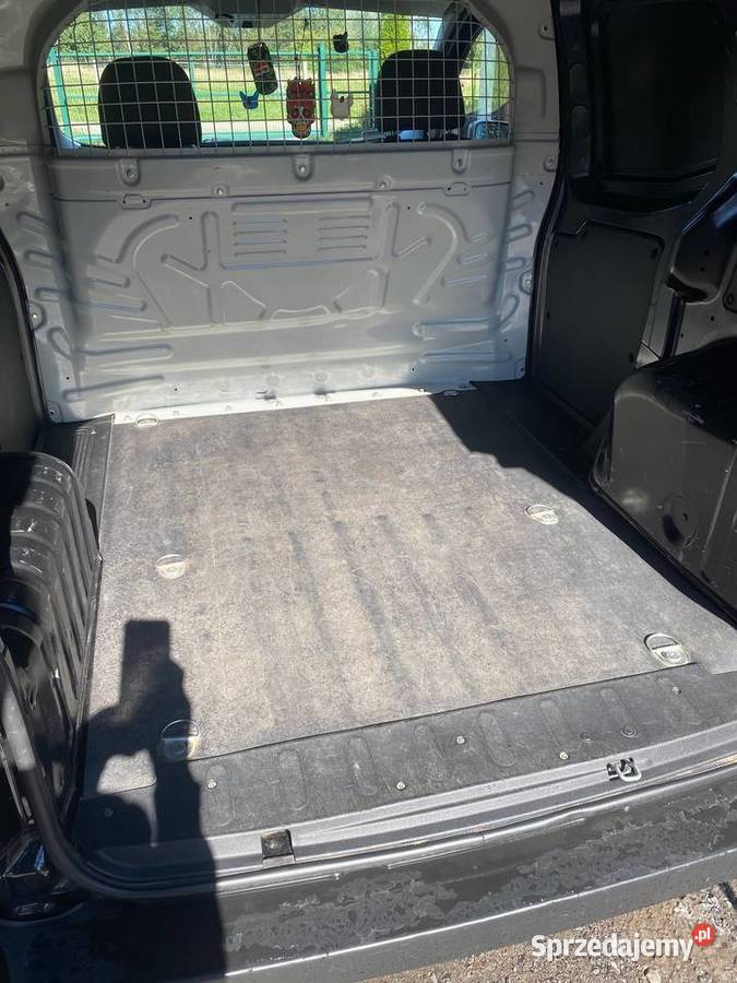 Peugeot Bipper Czarny Van 13 HDI 2012 r Rok produkcji 2012