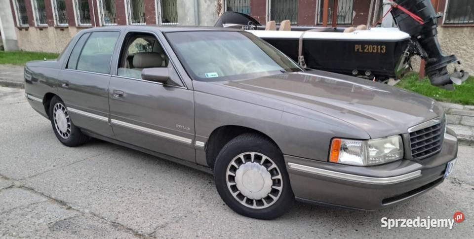 Cadillac Deville V8 zarejestrowany sprawny Poznań
