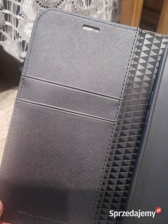 Etuiportfel marki Caseology iPhonea 67 2020r Piaseczno