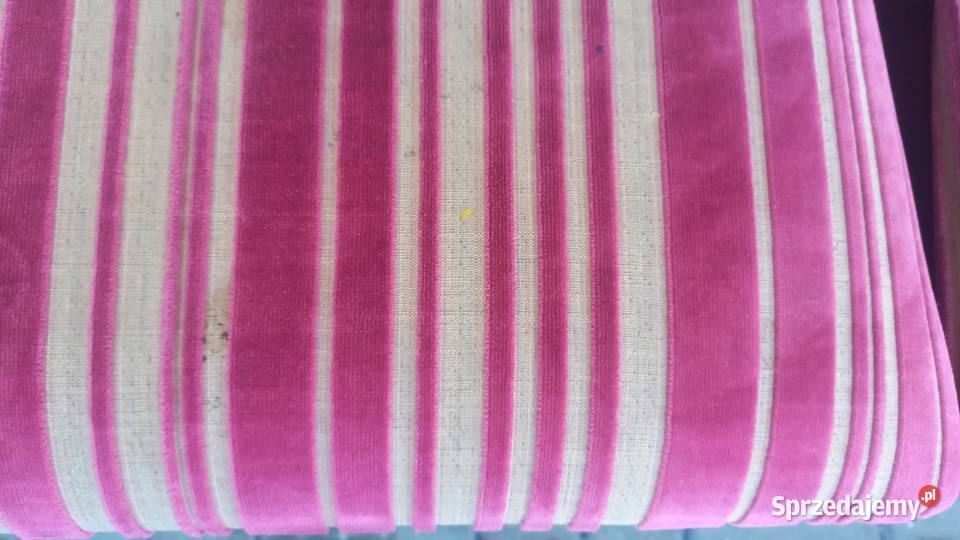 Krzesła drewniane tekowe z materiałową tapicerką 49.5cm Gawroniec sprzedam