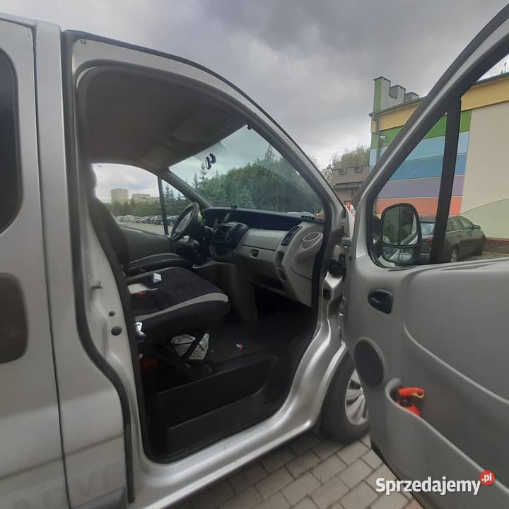 Renault Trafic 2003r 19 dci 9 osobowy Tarnów