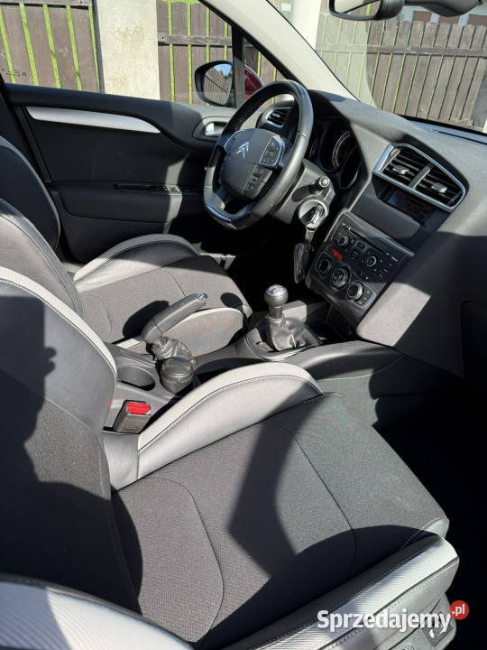 Citroen C4 16 benzyna 120 ładny świezo Hatchback Bolesławiec