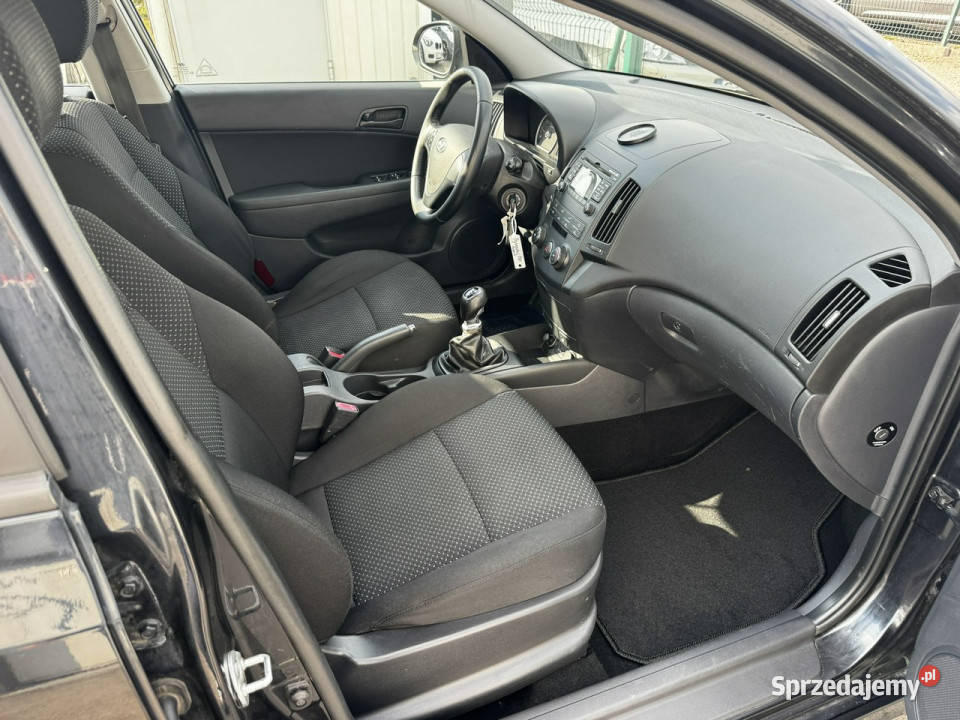 Hyundai i30 RatyZamiana Gwarancja14 FIFA Gdów sprzedam
