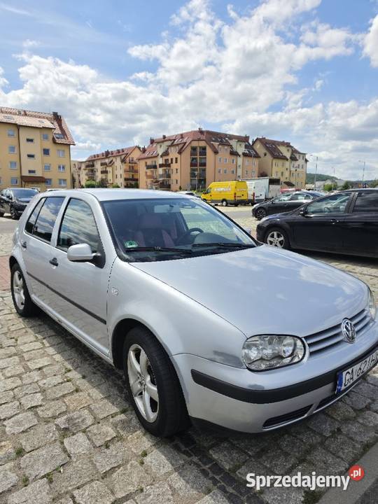 Volswagen Golf 4 2001 16 gazbenz 160tk Świebodzice