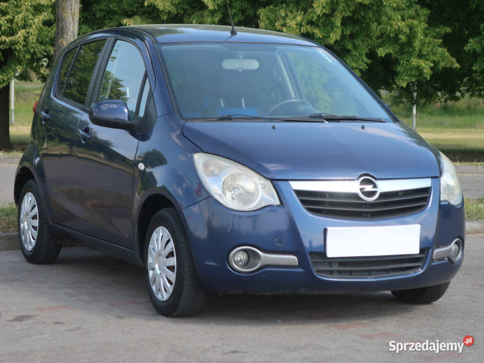 Opel Agila 10