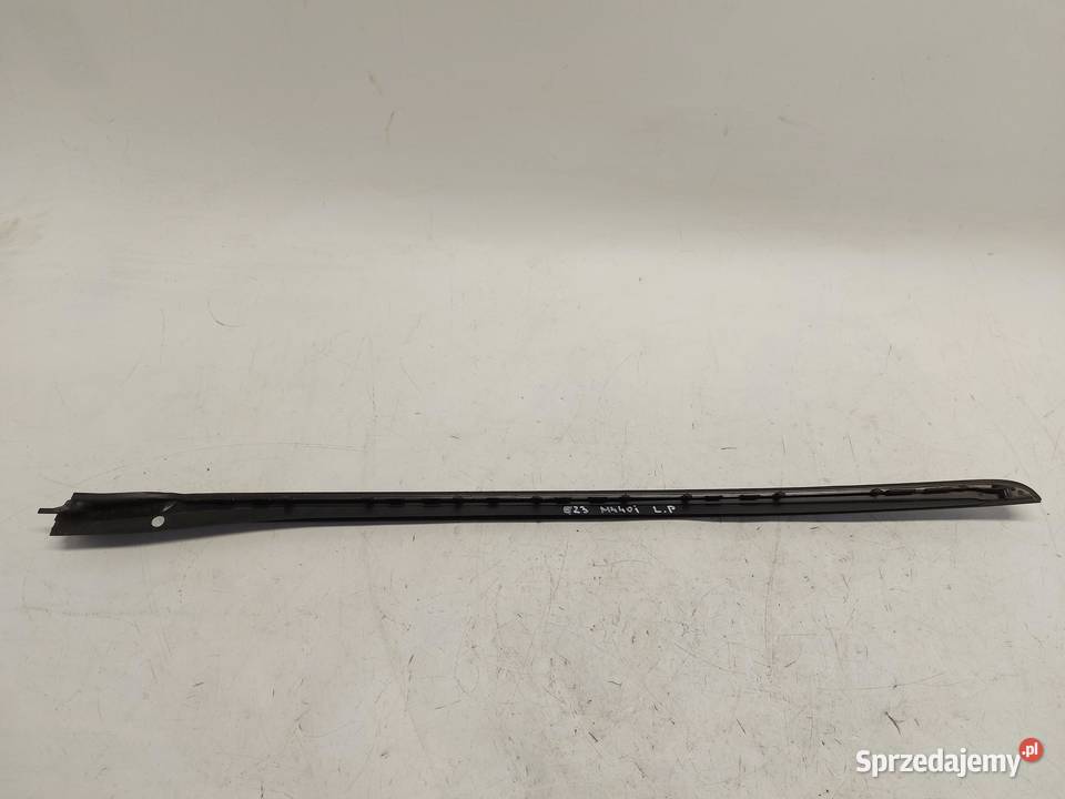 BMW G23 M440i Cabrio Listwa szyby czołowej lewa
