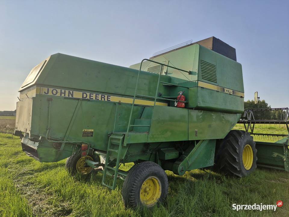 John deere 1075