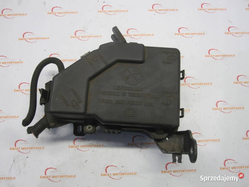 GIULIETTA 10r skrzynka bezpieczników 50514169 osobowe Kielce