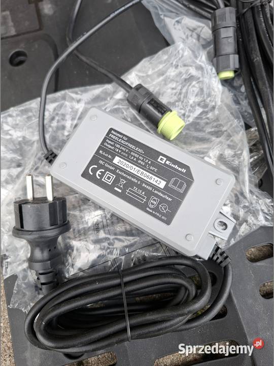 Baza stacja ładowania z bolcami do robota Dom i Ogród Giżycko