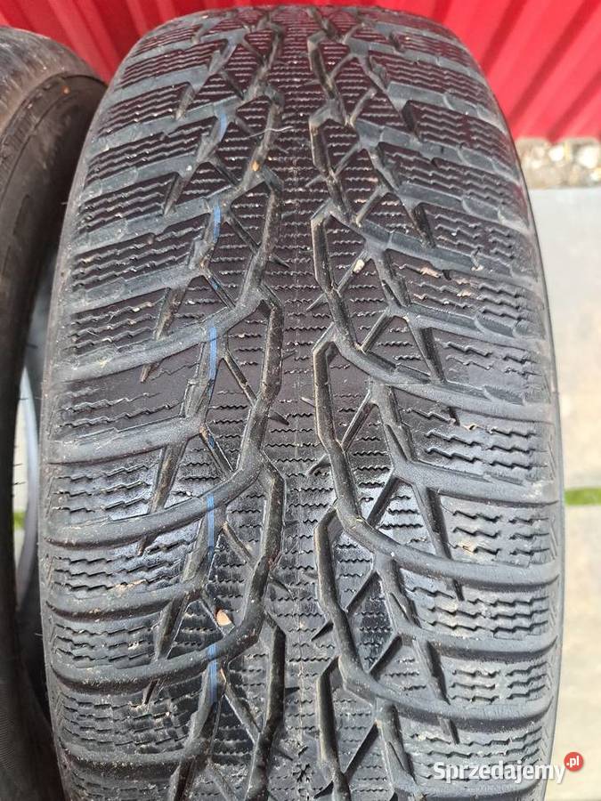 Opony Zimowe Nokian Wr D4 18565R15 zima Skała