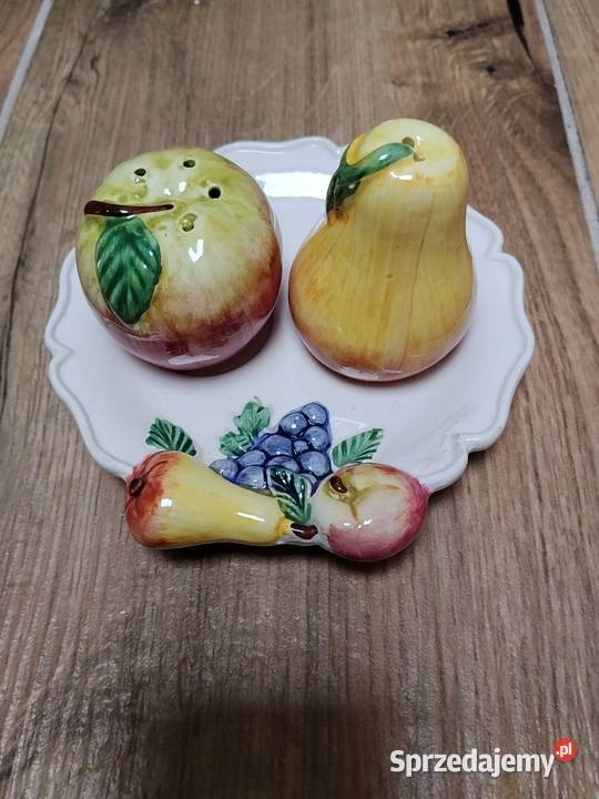 Komplet przyprawnikow z podstawką Nowa Karczma