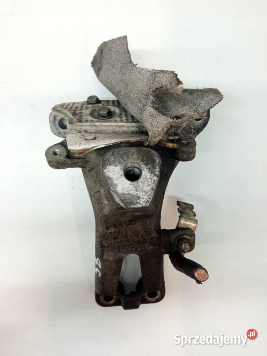 ŁAPA WSPORNIK 8K0199308BH 30 TDI Audi A4 IV