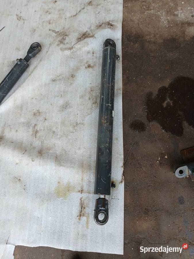 Siłownik hydrauliczny dwustronny złożony 110
