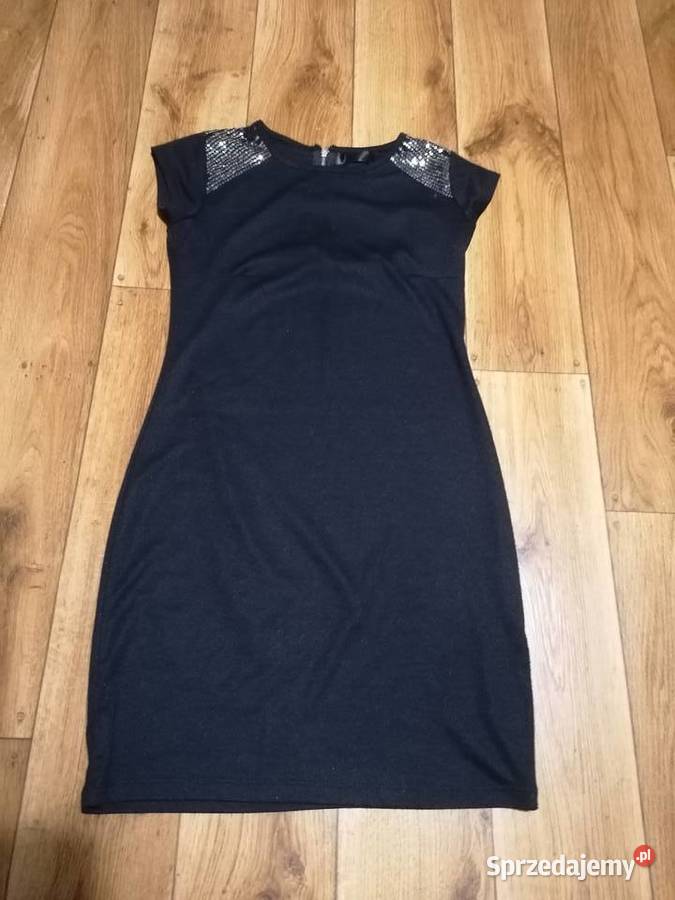 Sukienka czarna S Rozmiar 36(S) sprzedam