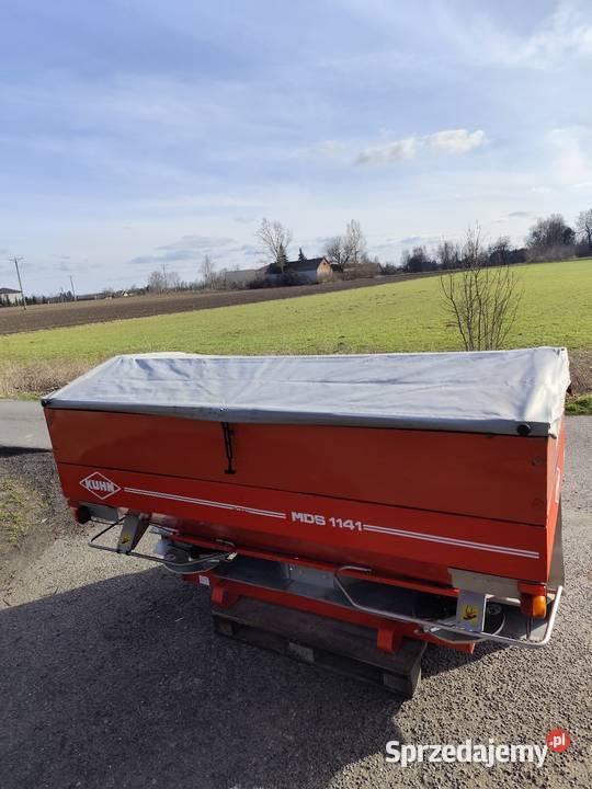 Rozsiewacz Kuhn MDS 1141 w stanie łódzkie sprzedam