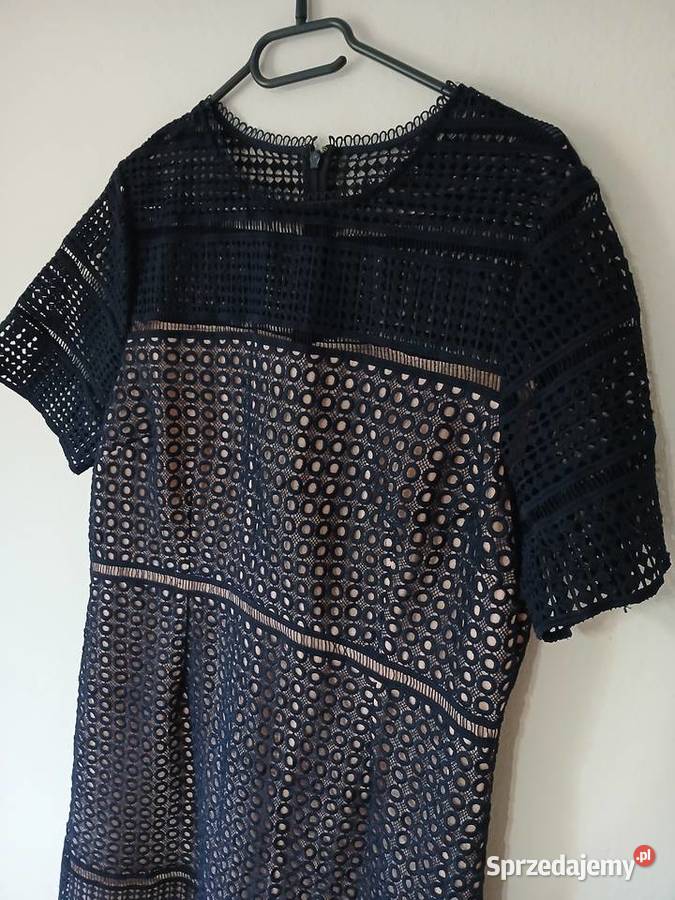 Elegancka sukienka koronka na weselekomunię Kielce