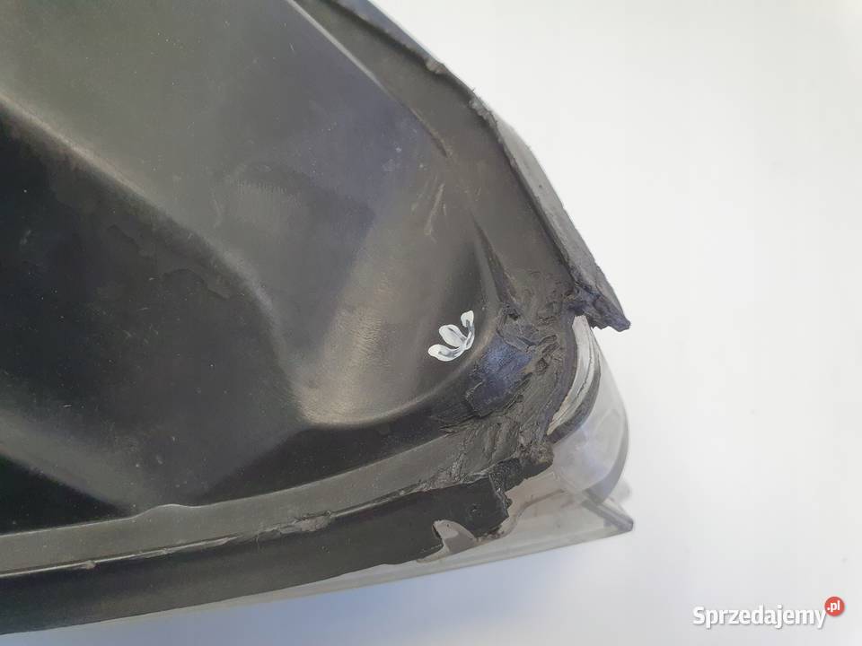 LAMPA PRAWA Peugeot Bipper 0717r PRZEDNIA PRAWY osobowe Rudka