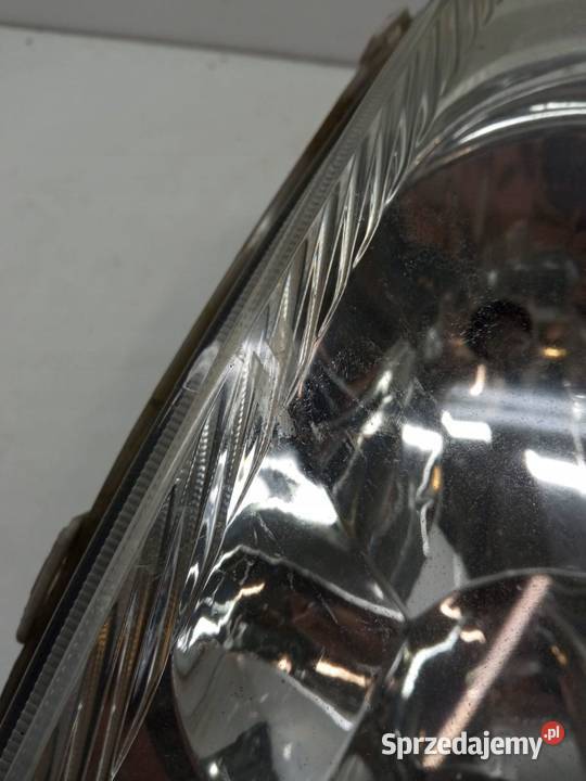 LAMPA PRZÓD LEWA EU E12 KOMBI Toyota Corolla IX sprzedam