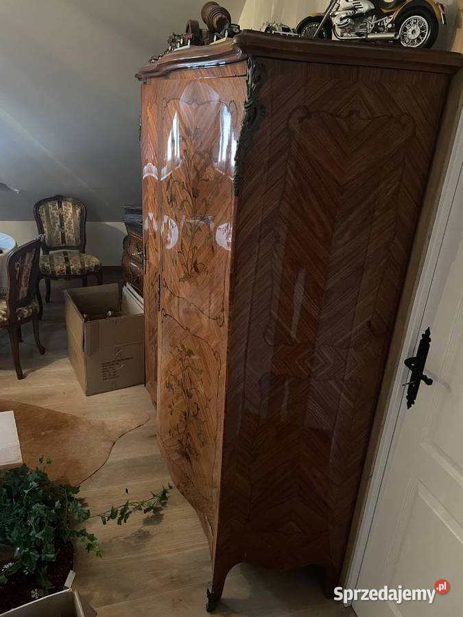 Antyczna szafa trzy drzwiowa Dom i Ogród