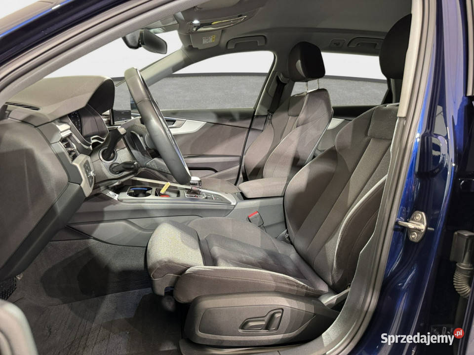 Audi A4 Avant VAT 23 40TFSI mHEV 204 Stronic Myślenice sprzedam