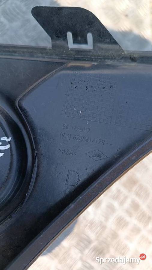 Ramka kratka halogenu Renault Megane III lift małopolskie Radłów