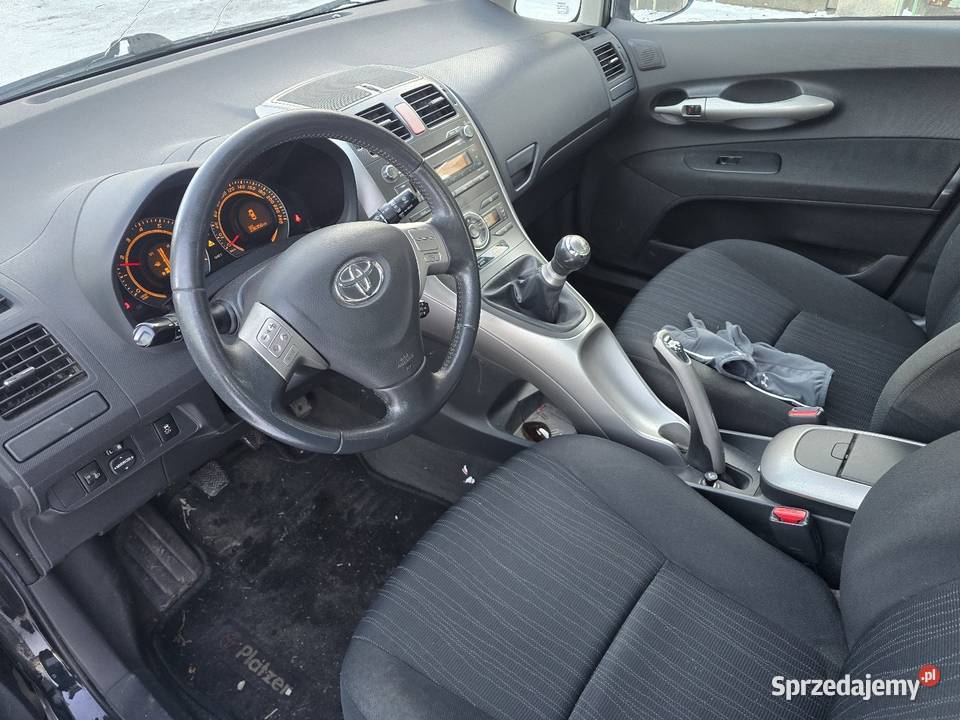 Toyota Auris 16 Żary