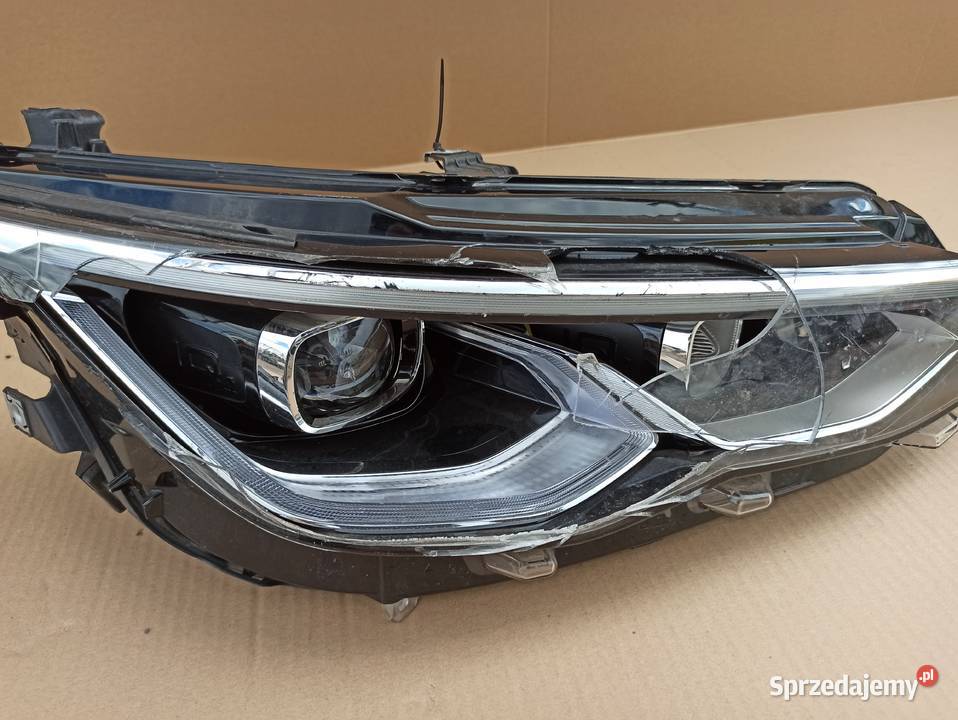 VW GOLF VIII 8 REFLEKTOR PRAWY LED LAMPA lubuskie Trzciel