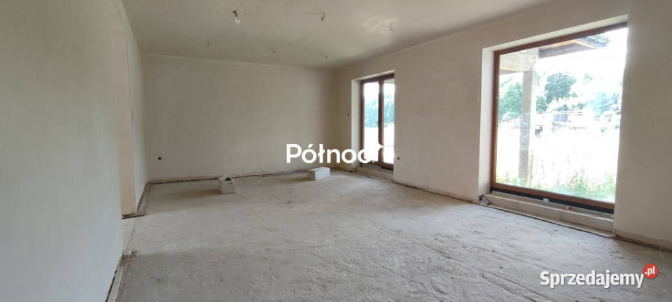 Parterowy dom do wykończenia 1500m2 Woroniec