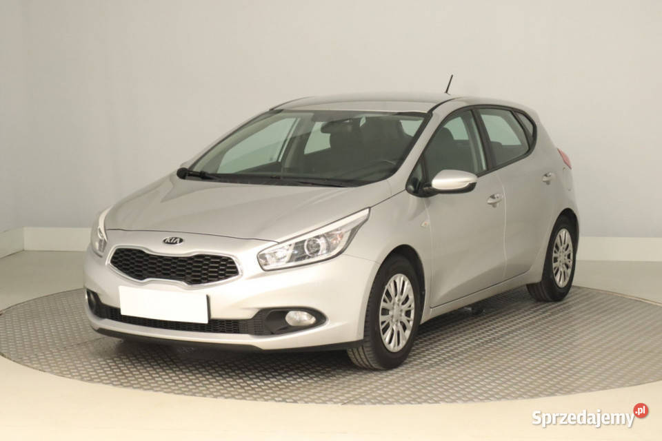Kia Ceed 14 CVVT 1396cm3 Zabrze sprzedam