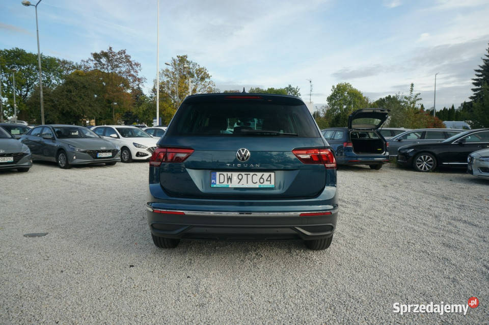 Volkswagen Tiguan 15 TSI 150 EVO Life Salon Poznań