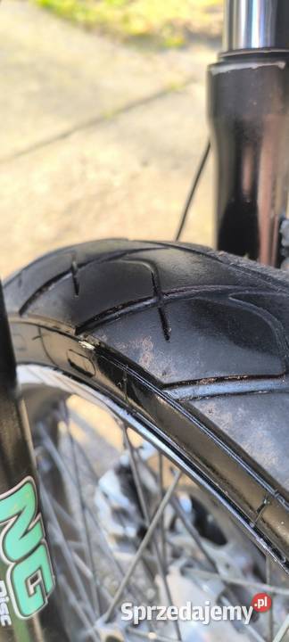 YAMAHA XT125 katA1B supermotocrossenduro Ocieka