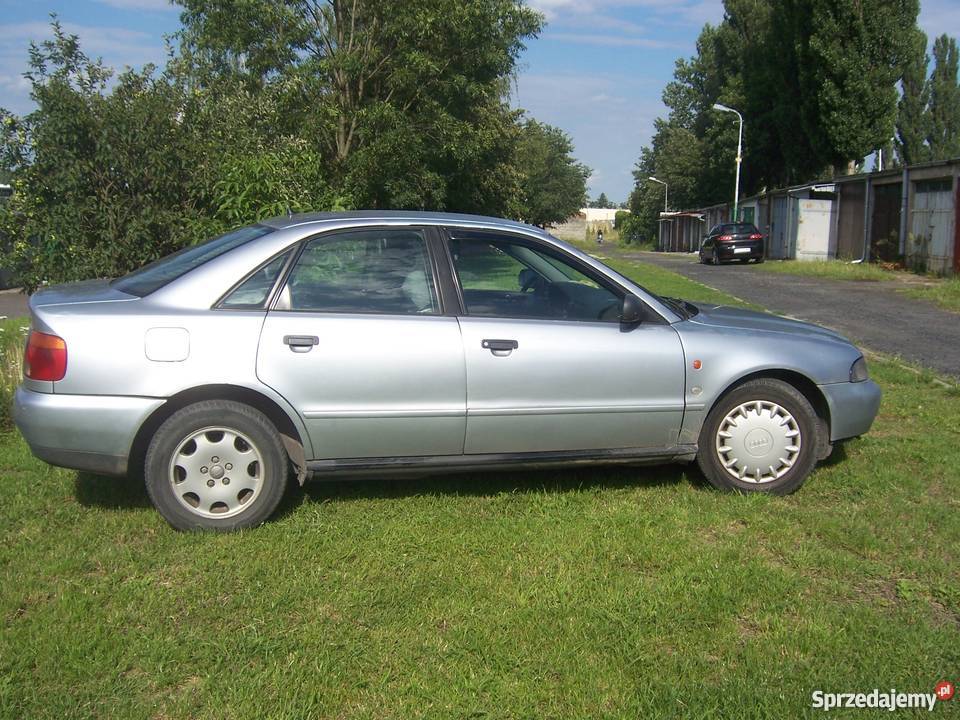 AUDI A4 1 9 TDI 95r 3000 Głogów