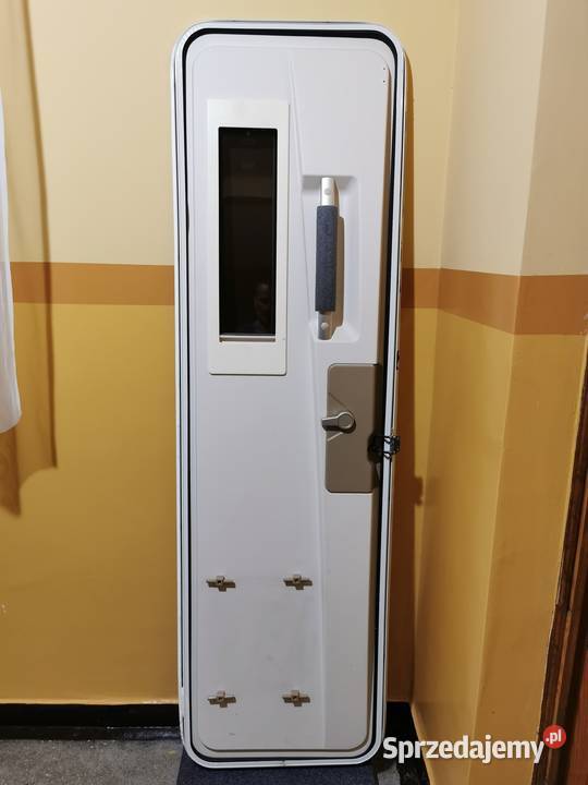 Wysokie drzwi wejściowe do kampera z ramą Siemianowice Śląskie