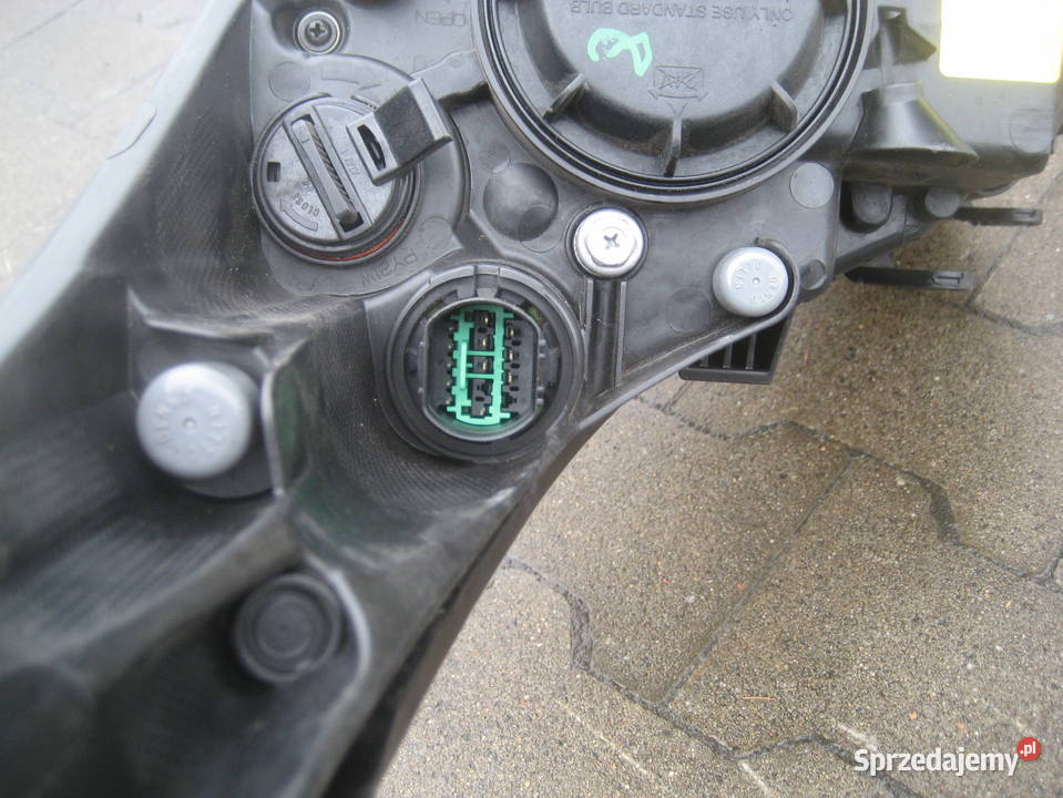 kia ceed kia proceed 1215r lampa przód prawa osobowe wielkopolskie Rakoniewice