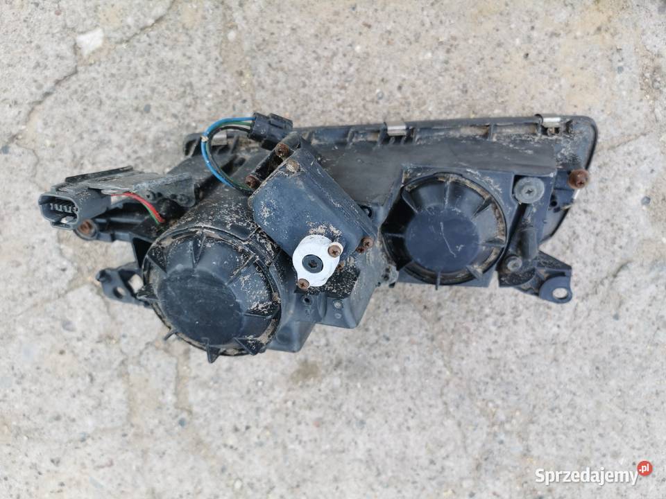 lampa przód prawa reflektor mazda xedos 9 IX UK Oświetlenie wielkopolskie Międzychód