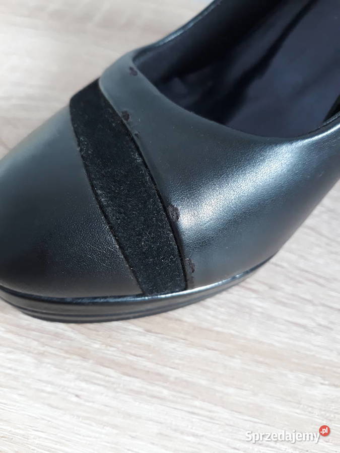 Klasyczne czarne szpilki czółenka na obcasie CCC