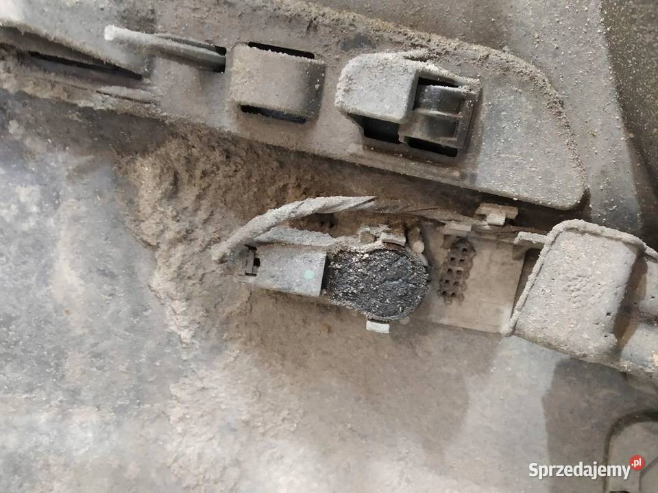 ZDERZAK TYŁ PDC KOMBI Z20R Opel Astra IV 2009 świętokrzyskie sprzedam