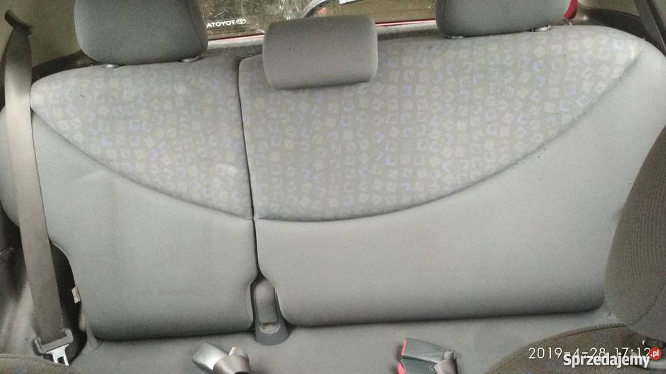 Toyota Yaris 10 benzyna 143700km