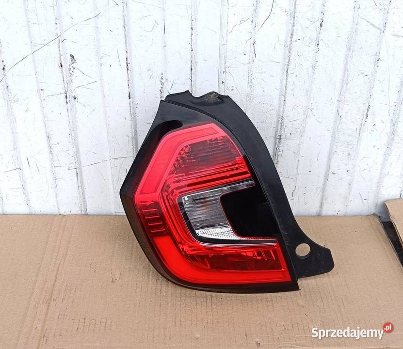 RENAULT TWINGO III LIFT LAMPA LEWA TYŁ Lampy przednie