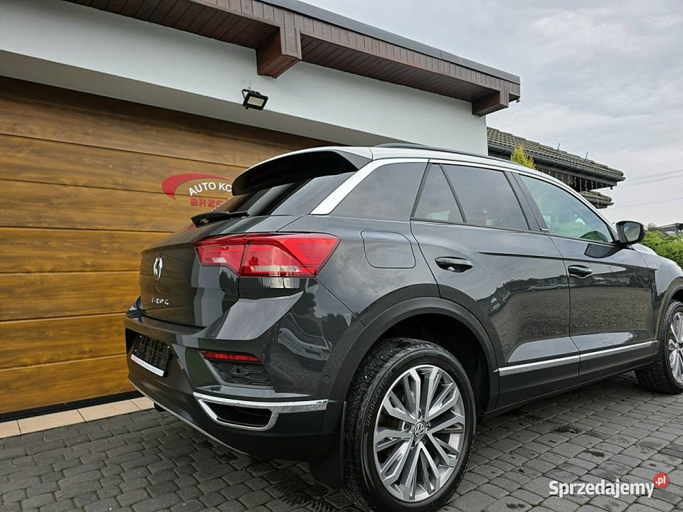 Volkswagen TRoc serwis ASO Hak Panorama dach I autoalarm T-Roc Rydułtowy
