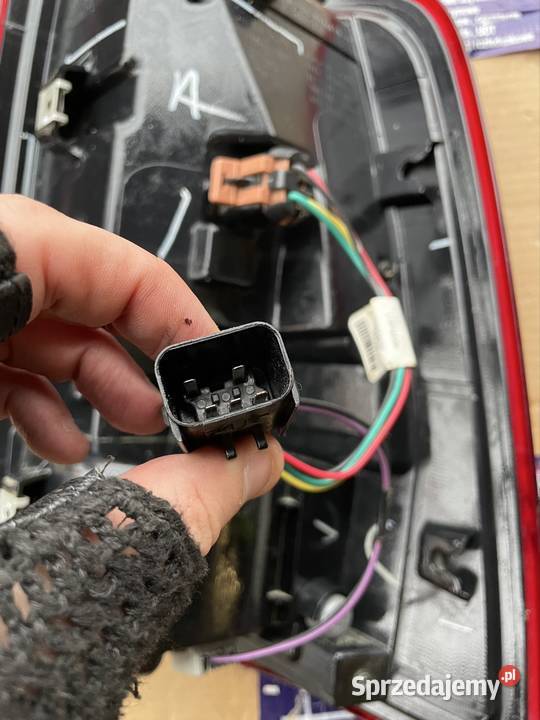 Dodge Ram 2013 2018 4 iv gen lampa Lewa tylnia osobowe Wrocław sprzedam
