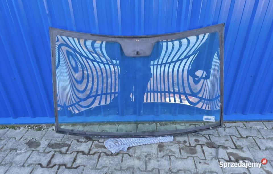 SZYBA PRZÓD PRZEDNIA CZOŁOWA MERCEDES BENZ W639