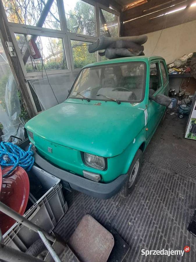 Pakiet maluszków Fiat 126p czerwony