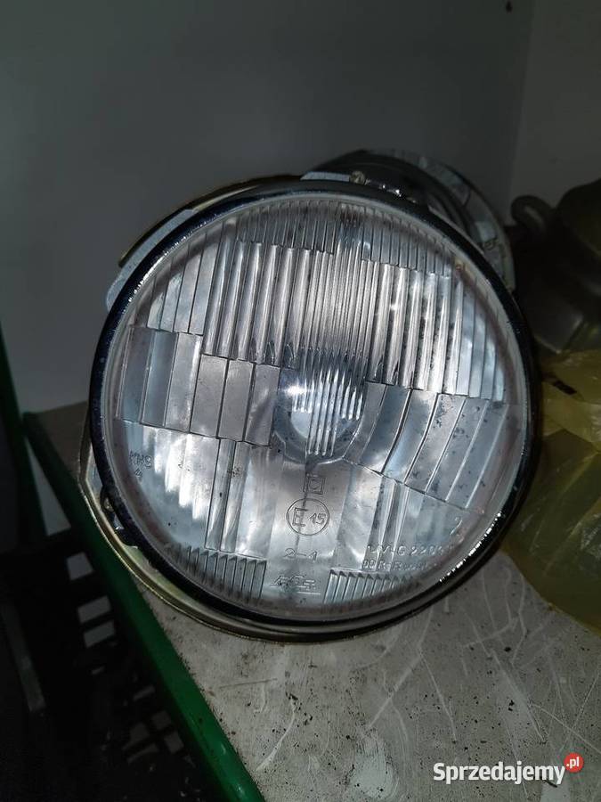 Fiat 125p polonez reflektor dalekosiężny światła