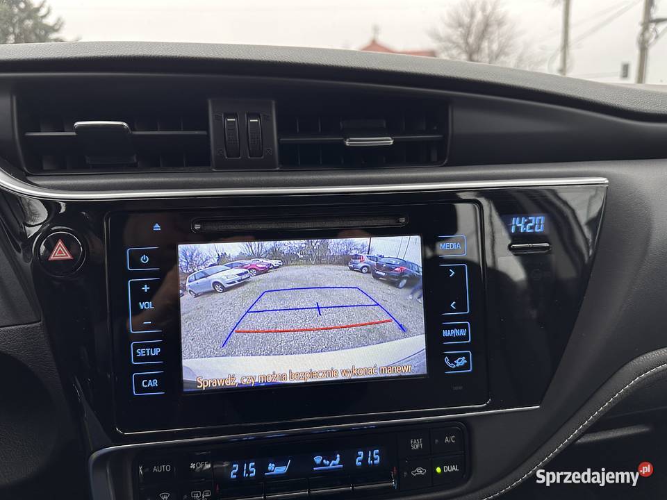 Toyota Corolla 16 benzynaBiała perłaKamera nieuszkodzony mazowieckie Warszawa